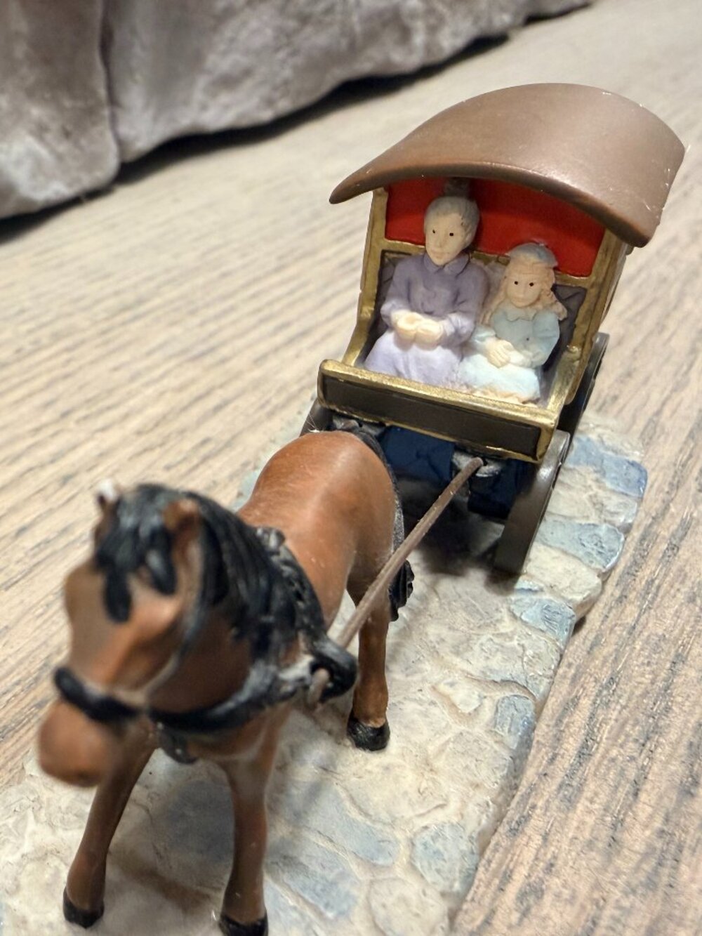 PartyLite-Olde World Village-Horse Drawn Delivery Wagon